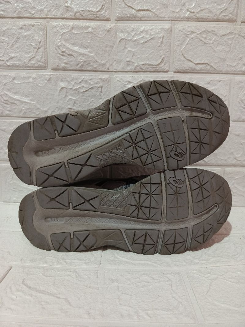 Asics Gel Contend 4 Grey Black, foto 4