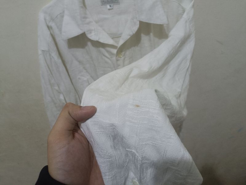 Kemeja Putih Izumi Sato, foto 3