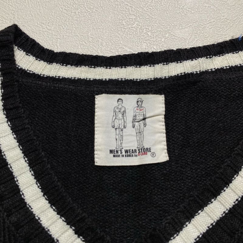 D-LAND VNECK ACADEMY KNIT SWEATER, foto 4