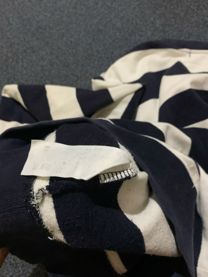 Crewneck Motif Salur Stripe, foto 4