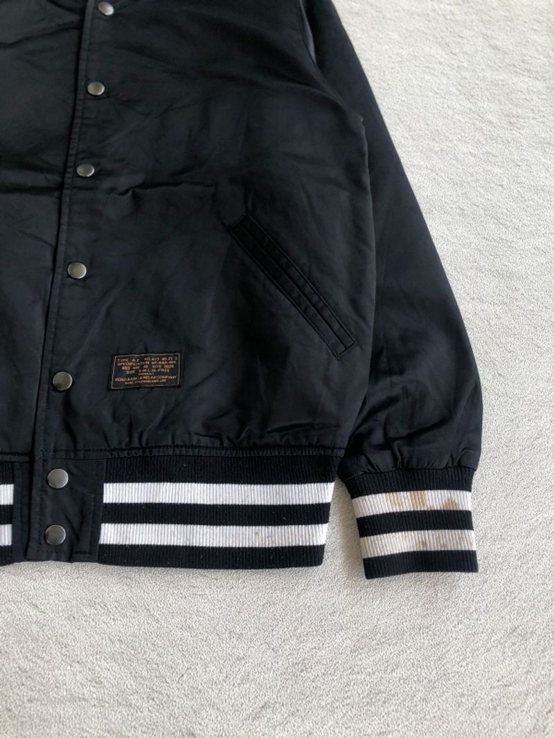 Xero Varsity Jacket, foto 5