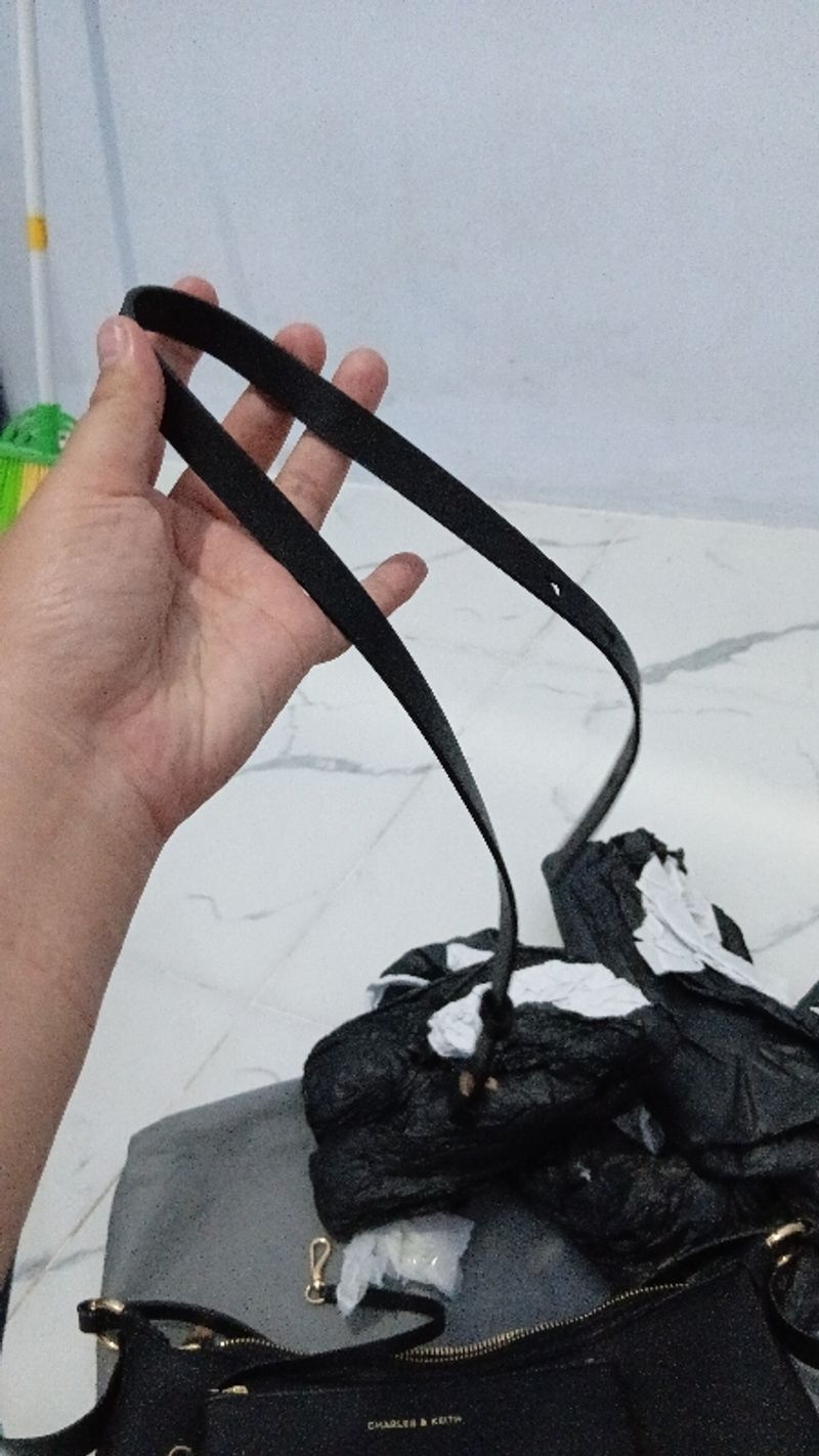 Tas Charles Keith, foto 3