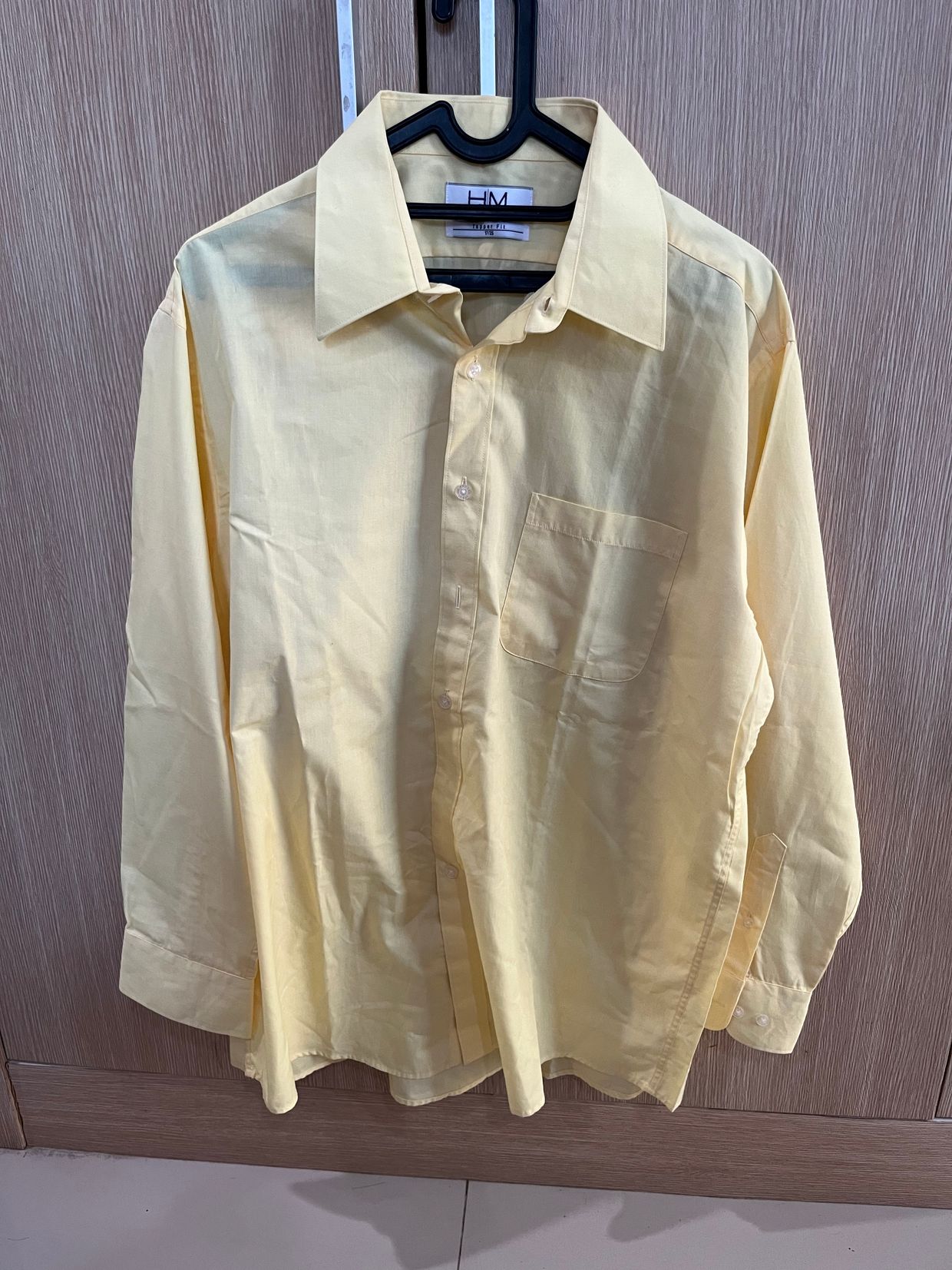 Casual Formal shirt Pria cream yellow