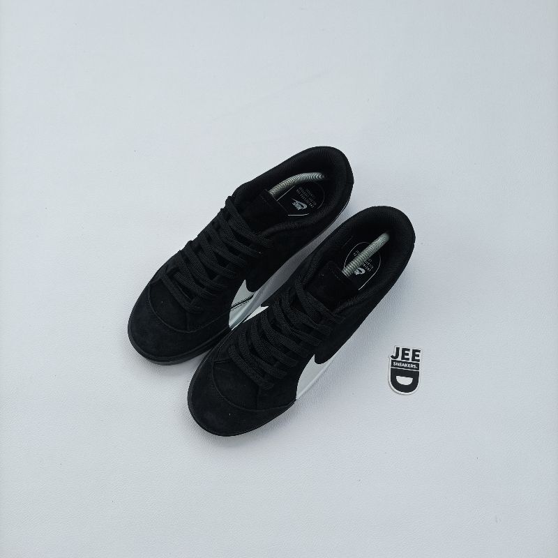 Nike Blazzer City Low Black White, foto 2