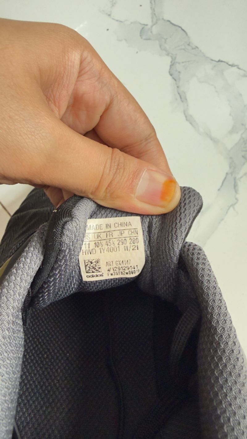 Sepatu Adidas Alpha Bounce Black 45, foto 7