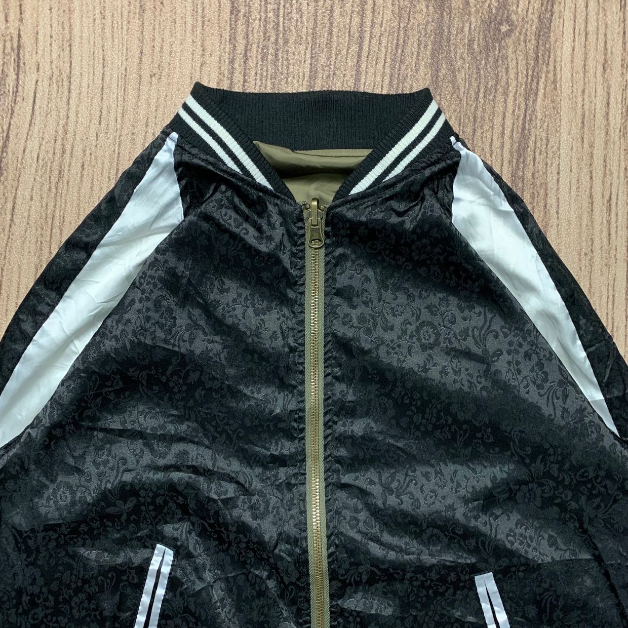 Sky Bomber Vintage Bomber jacket Pria white black, foto 3