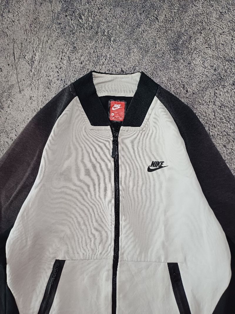 Nike Tech Fleece Varcity Jacket, foto 2