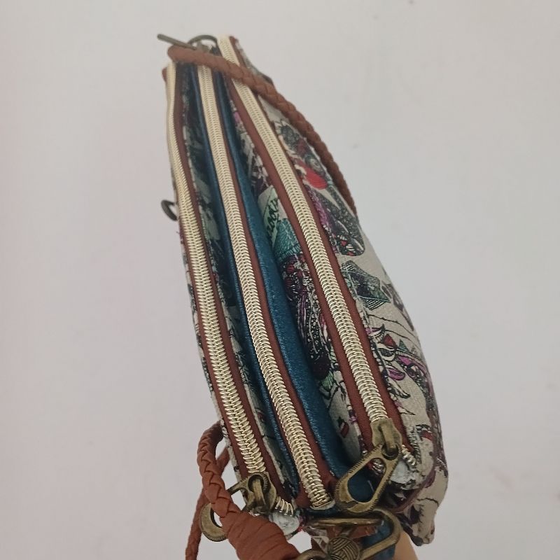 Sling Bag Wanita Sakroots, foto 6