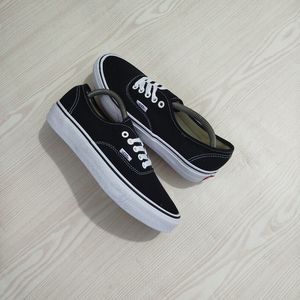 Vans Authentic Classic