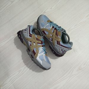 Asics Gel-Kahana