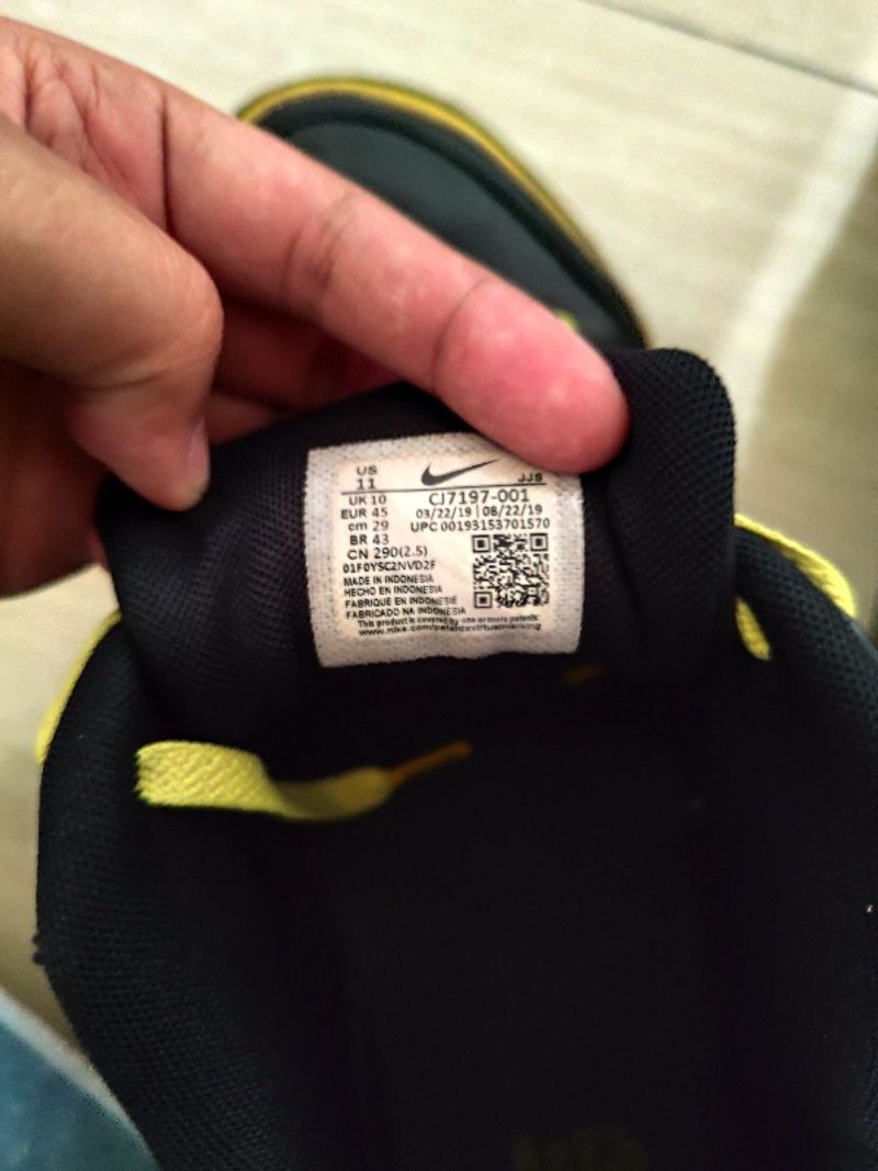 Nike Undefeated, foto 3