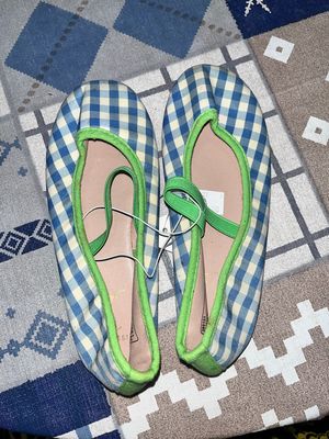 Sepatu christie anak
