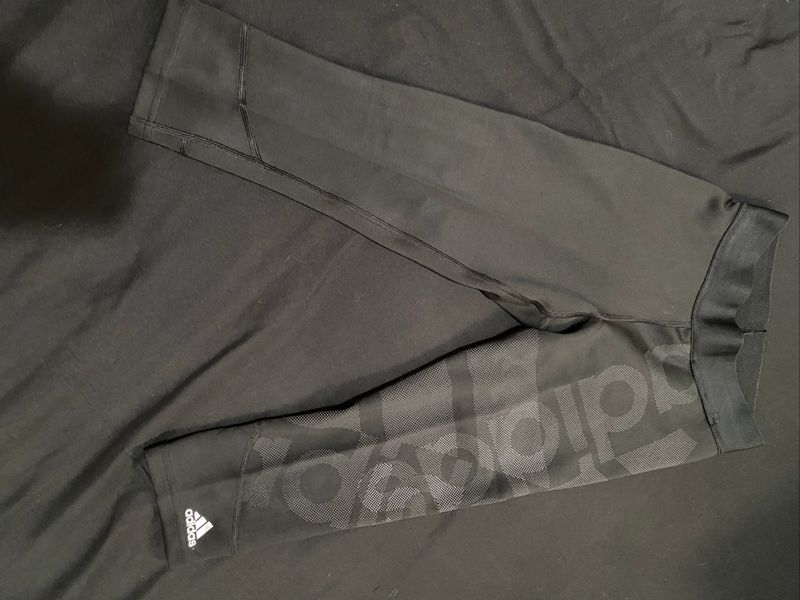Adidas legging Techfit, foto 2