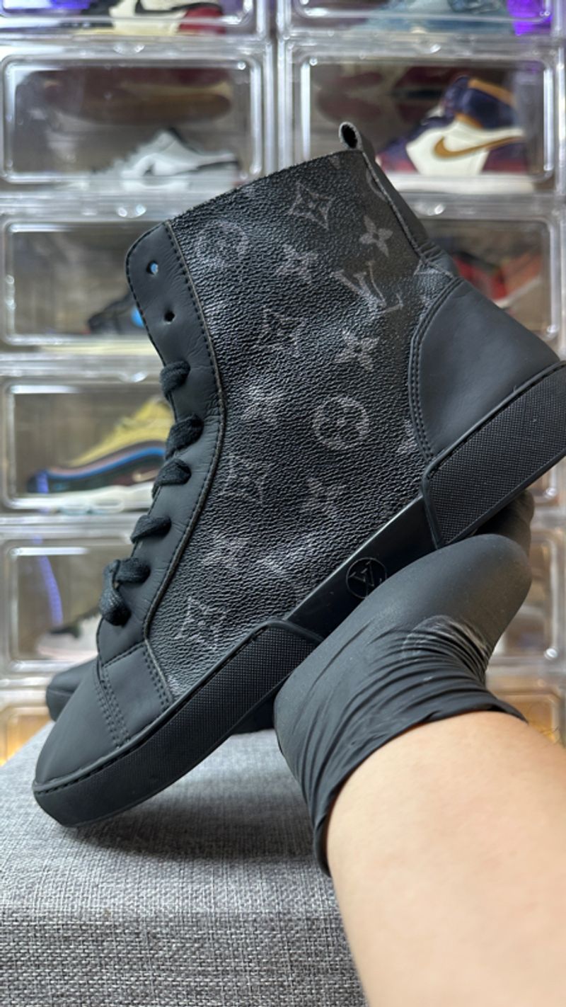 LOUIS VUITTON MEN’S BLACK ECLIPSE MATCH UP HIGH TOP SNEAKER, foto 6