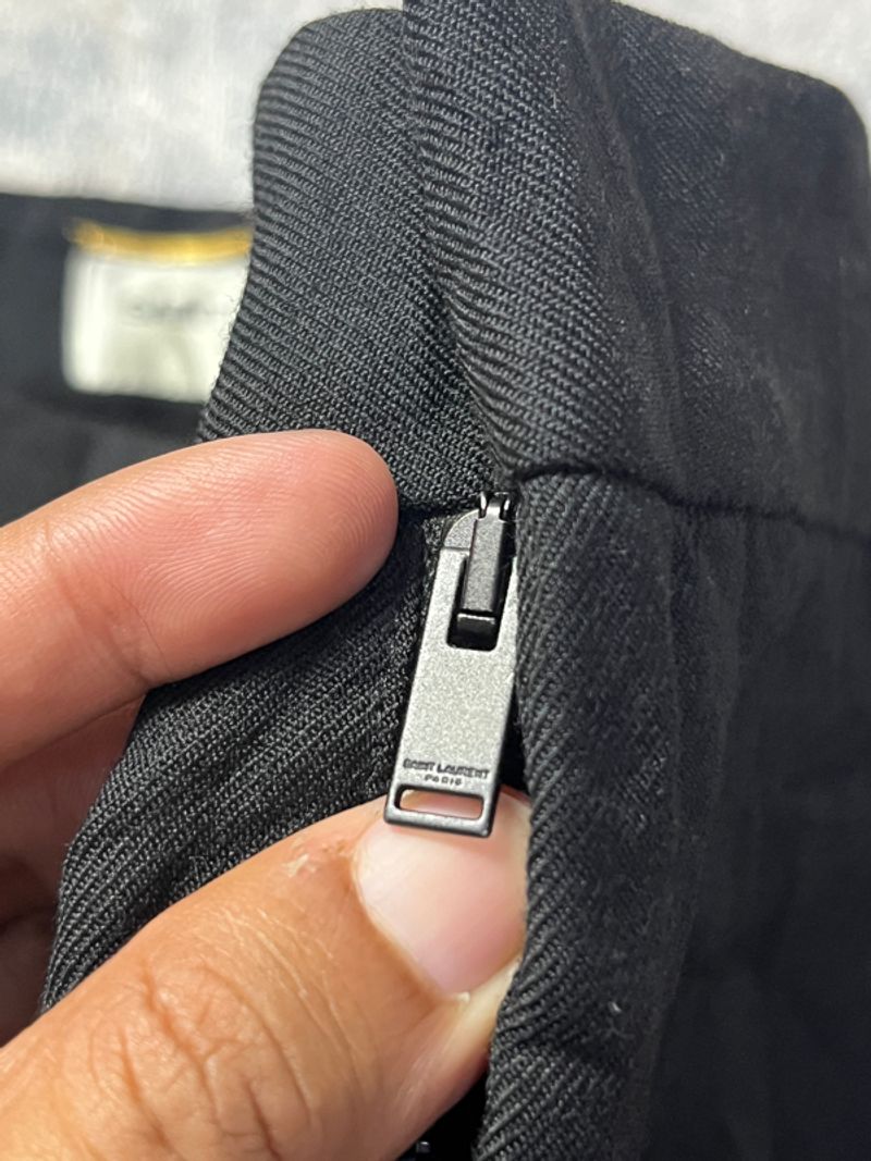 Saint laurent, foto 4
