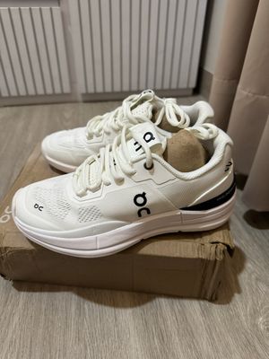 OC Roger Pro Clay (Sepatu Padel/Tennis)