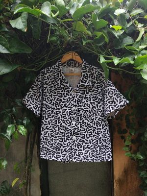 kemeja UTU size M