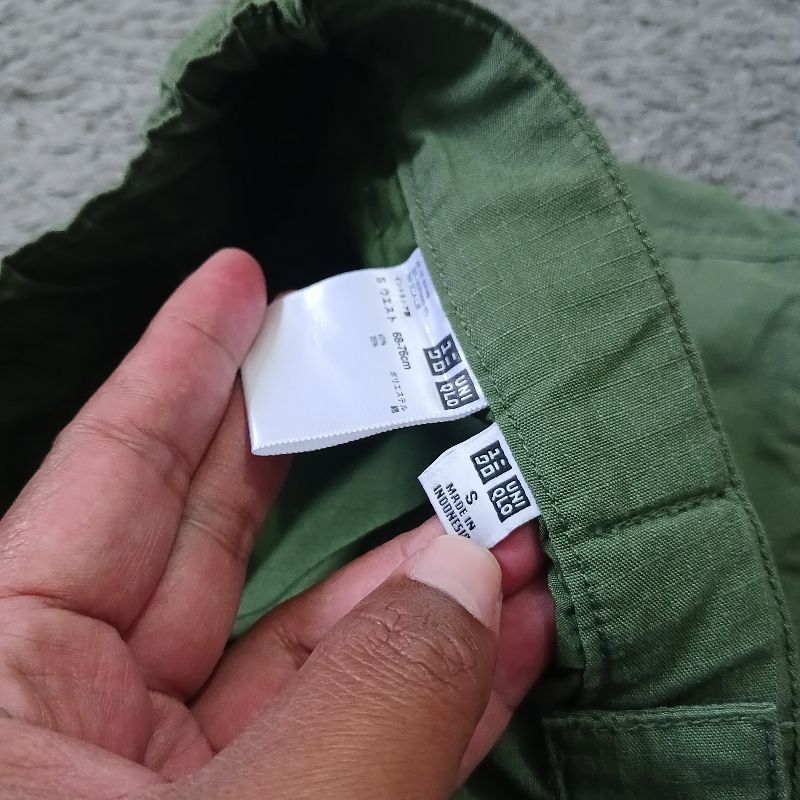 Celana Pendek Utility Uniqlo Ripstop Olive Green, foto 4