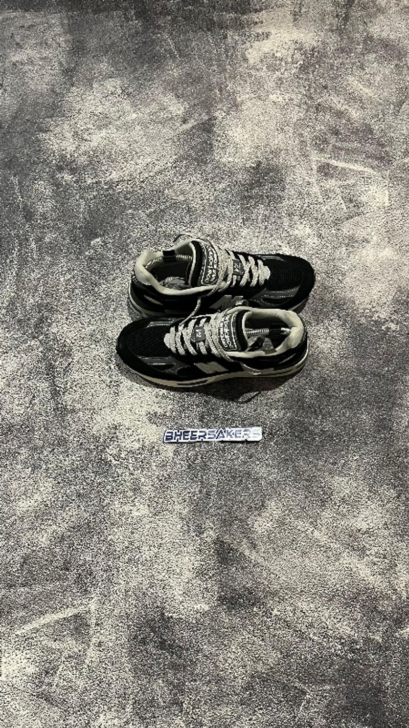NEW BALANCE 991 V2, foto 2