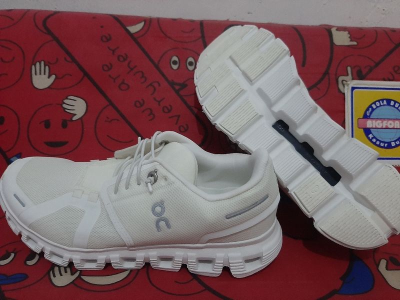 On cloud 6, foto 2