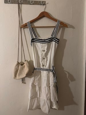 white dress