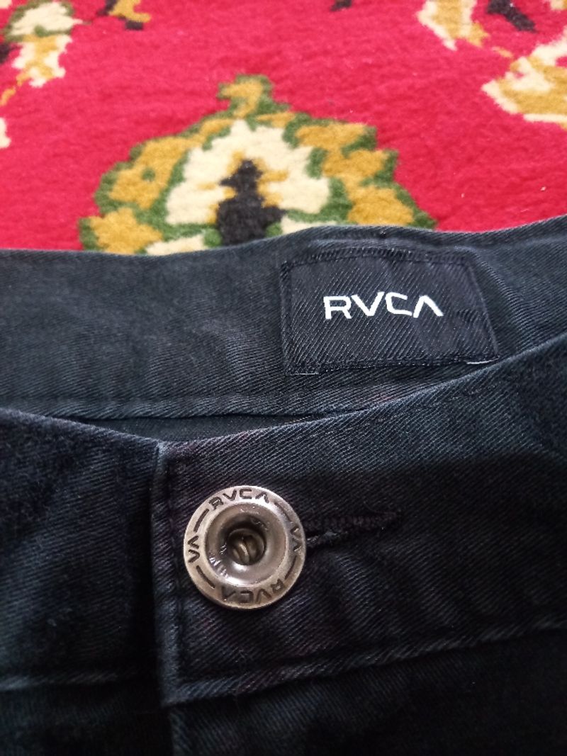 RVCA Short Pants Hitam, foto 2