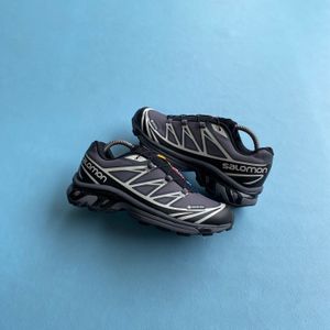 Salomon Streetwear Sportswear Sneakers Pria white gray