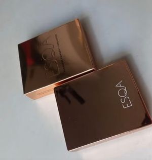 Esqa flawless powder foundation