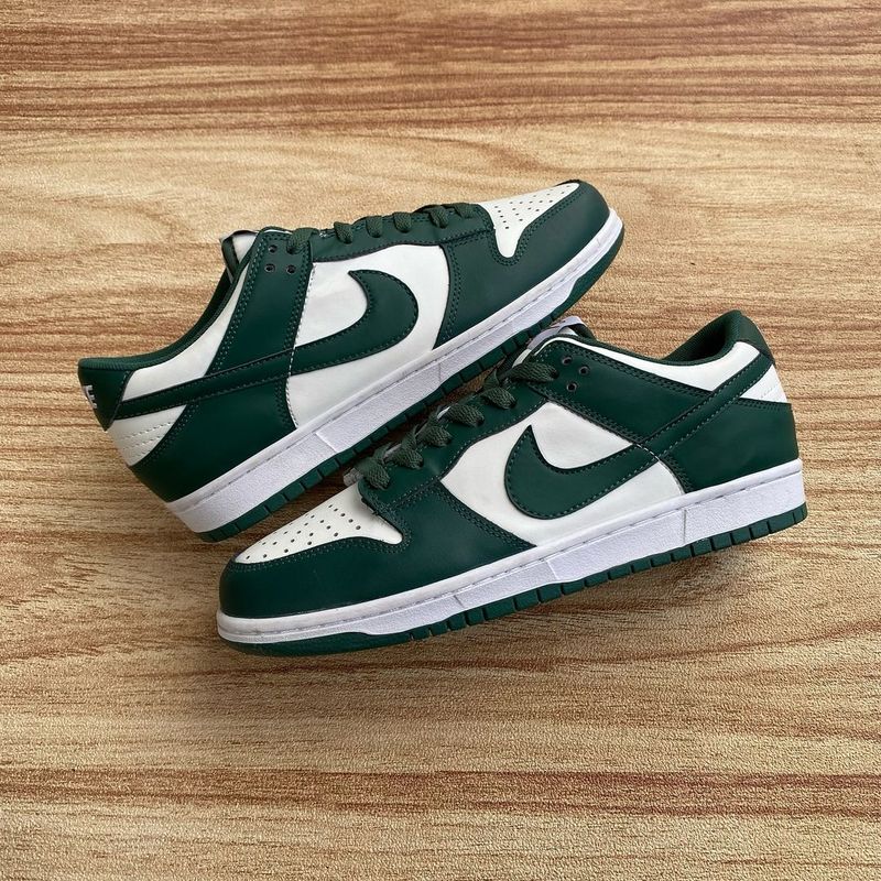 Nike Sportswear Casual Sneakers Pria white green, foto 2