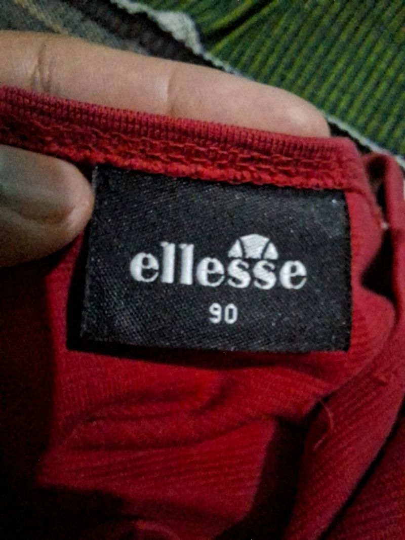 Ellesse Maroon, foto 3