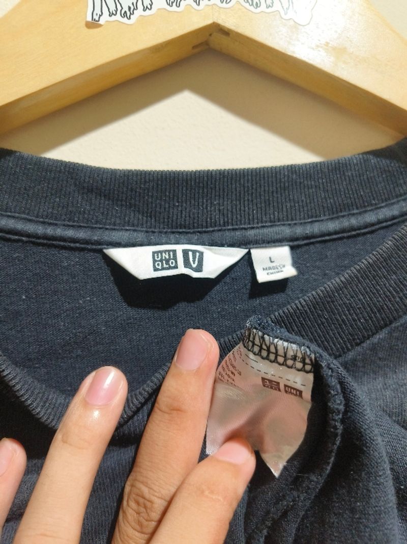 Tshirt kaos uniqlo U, foto 3