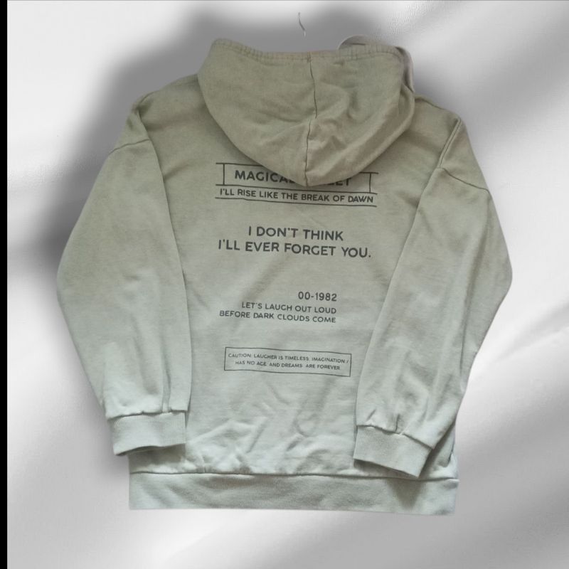 Hodie Gemoyy, foto 2