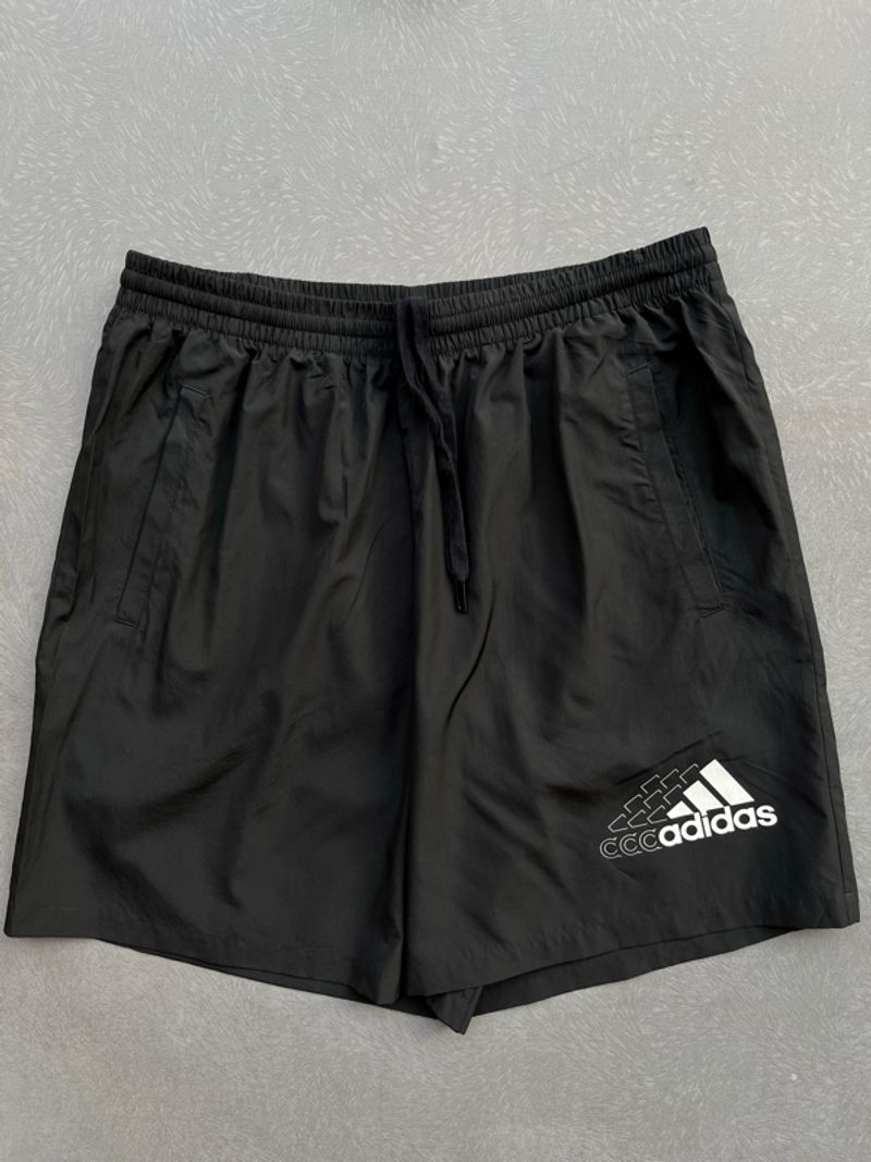 Adidas shortpants, foto 3