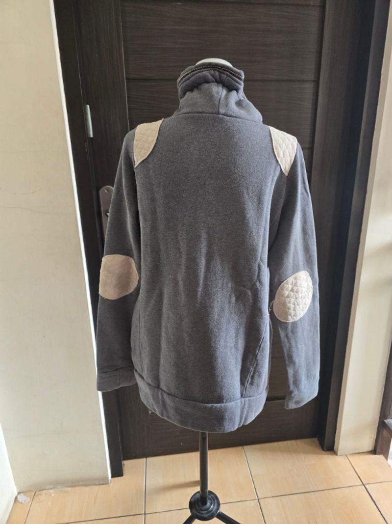 Sweater leher tinggi abu tali pl, foto 3
