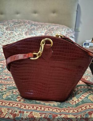 Tas merek Bally