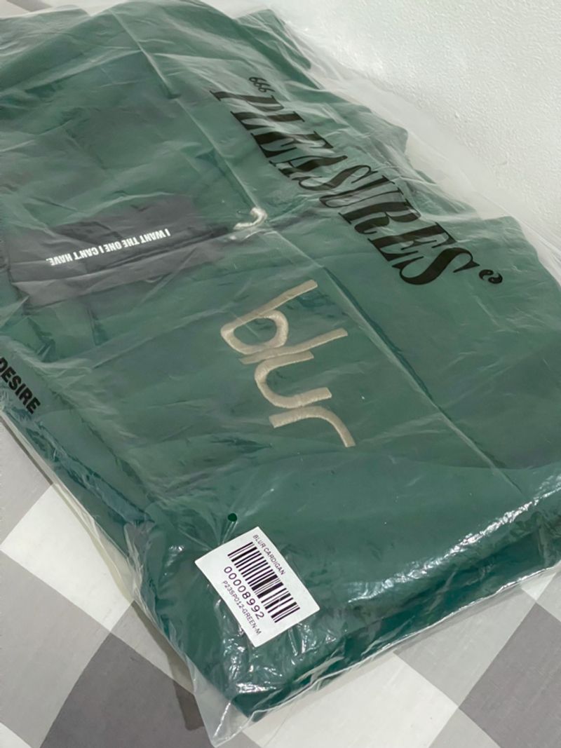 Pleasures x Blur Cardigans, foto 8