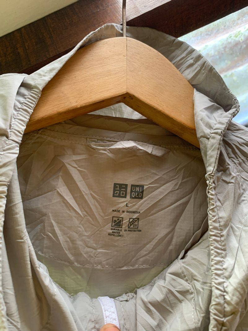 UNIQLO LIGHTWEIGHT GORPCORE JACKET PARASUT NOT POCKETABLE, foto 3