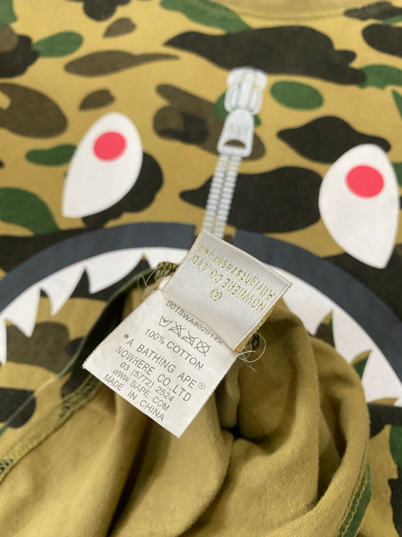 A Bathing Ape BAPE Camo Shark Shirt, foto 5