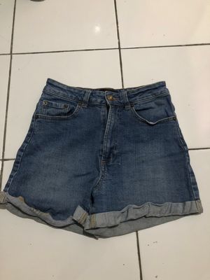 celana pendek dotti denim