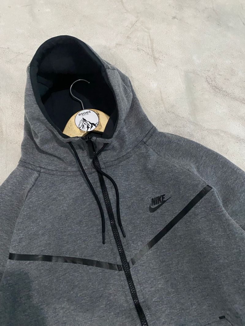 ziphoodie nike tech, foto 2