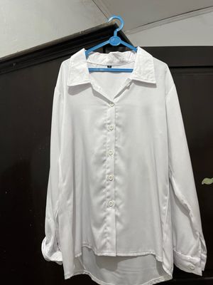kemeja putih polos