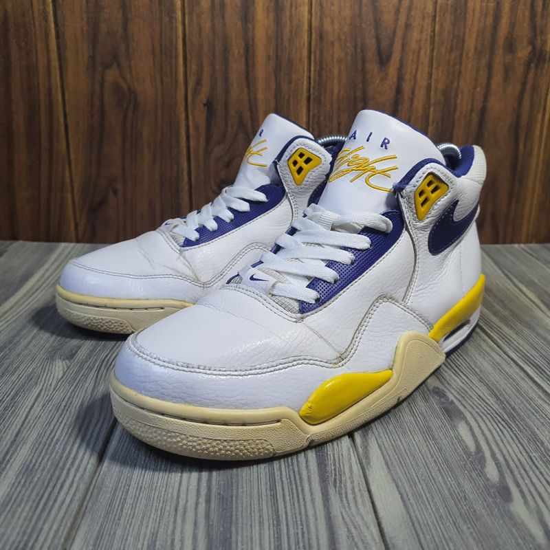 Sepatu Basket Nike Air Flight Legacy, foto 2