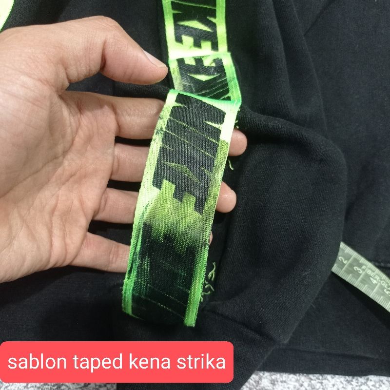 Crewneck nike taped black, foto 8