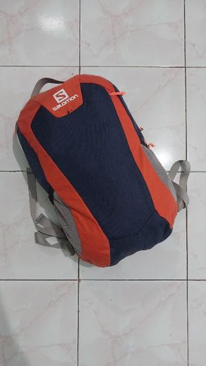 2 Salomon backpack