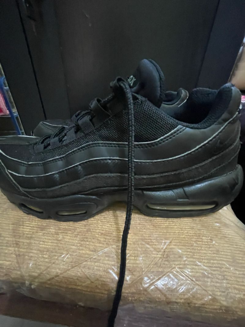 Nike AM 95 triple black, foto 3