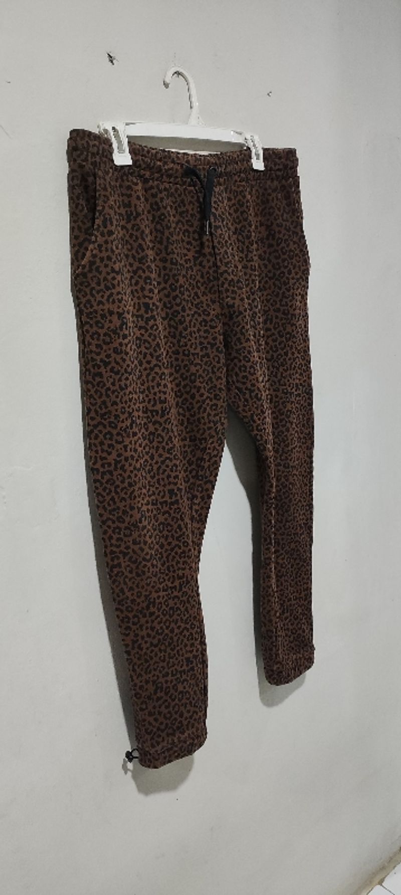 Bershka leopard jogger pants, foto 2