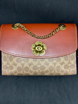 Coach Luxury Shoulder bag Wanita orange