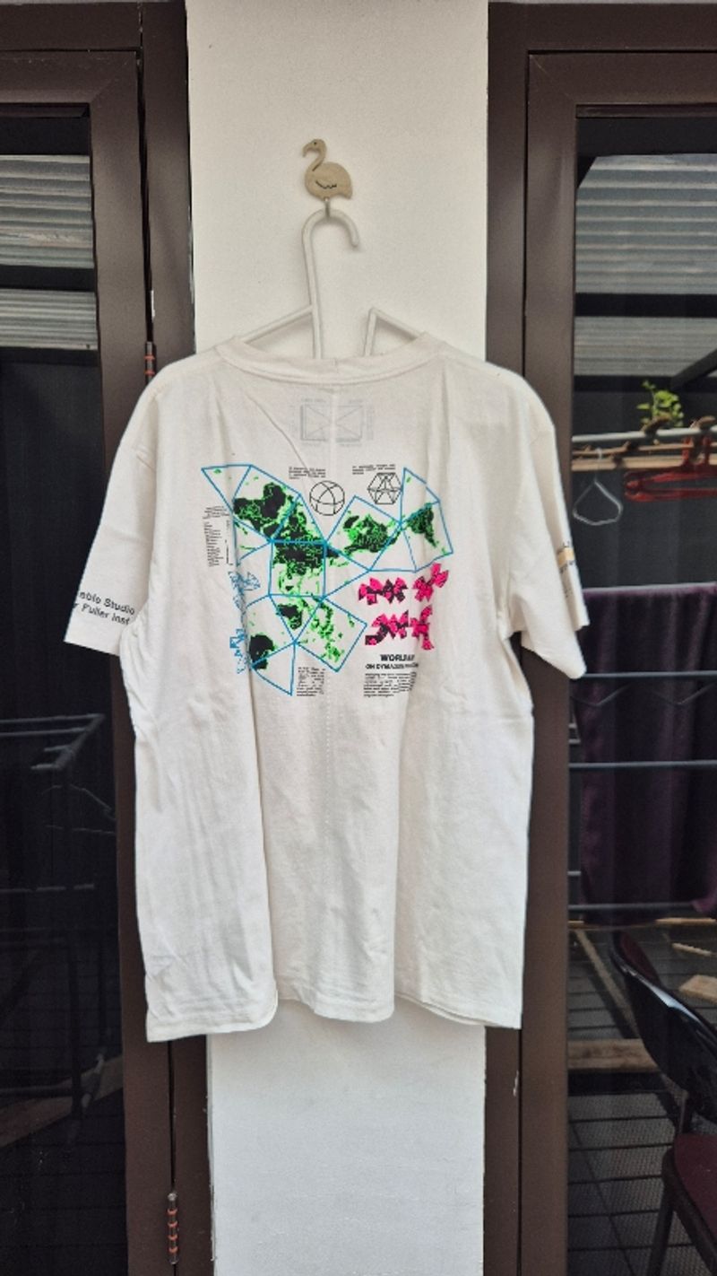 Space Available - Dymaxion Map T-shirt White, foto 4