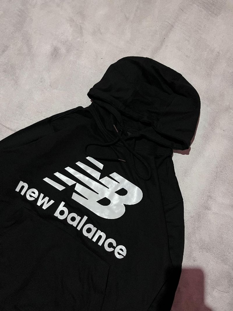 Hoodie NB New Balance Hitam, foto 2
