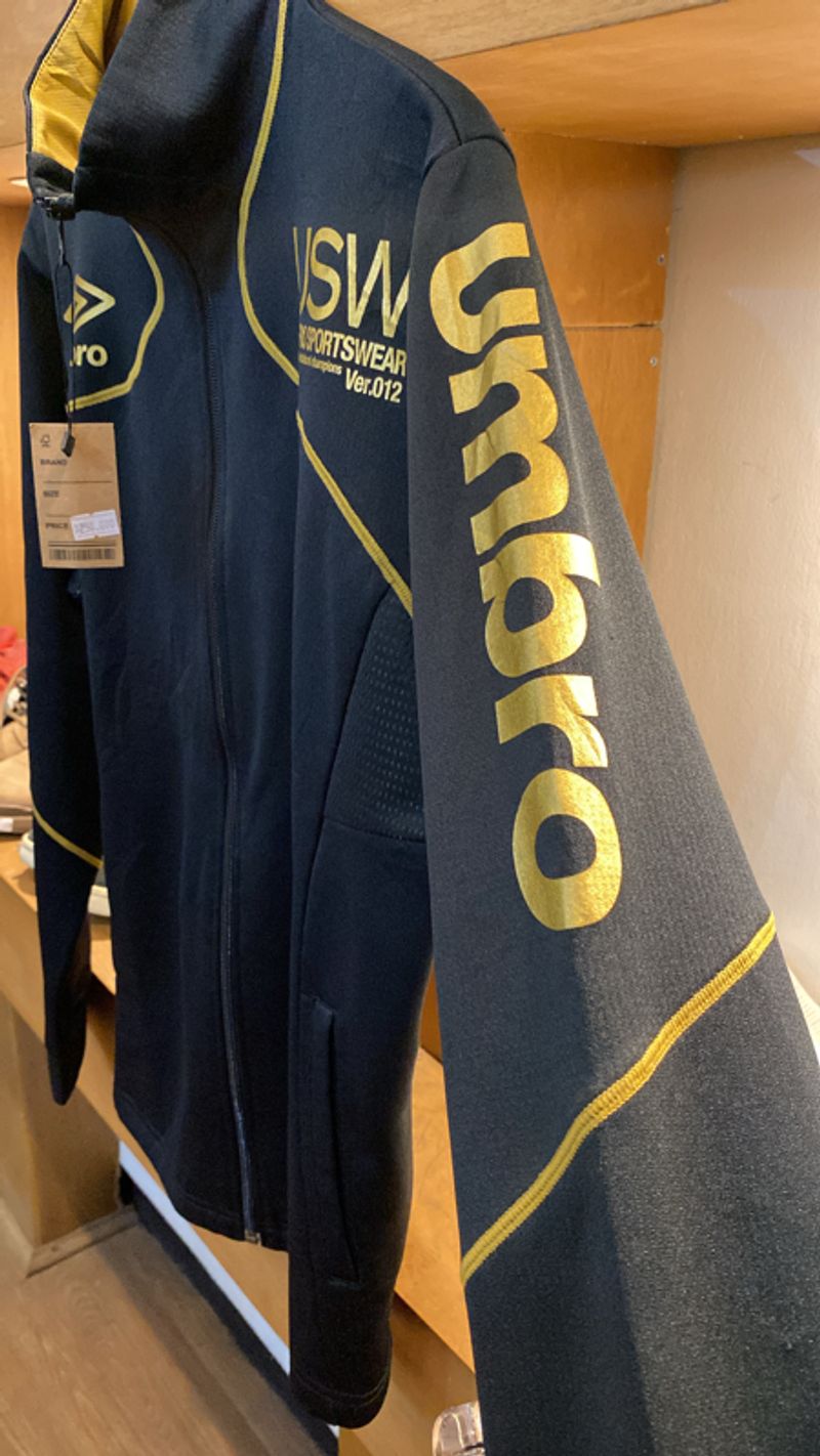 UMBRO GOLD TRACKTOP, foto 2